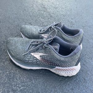 Women’s Brooks Adrenaline Running Sneakers